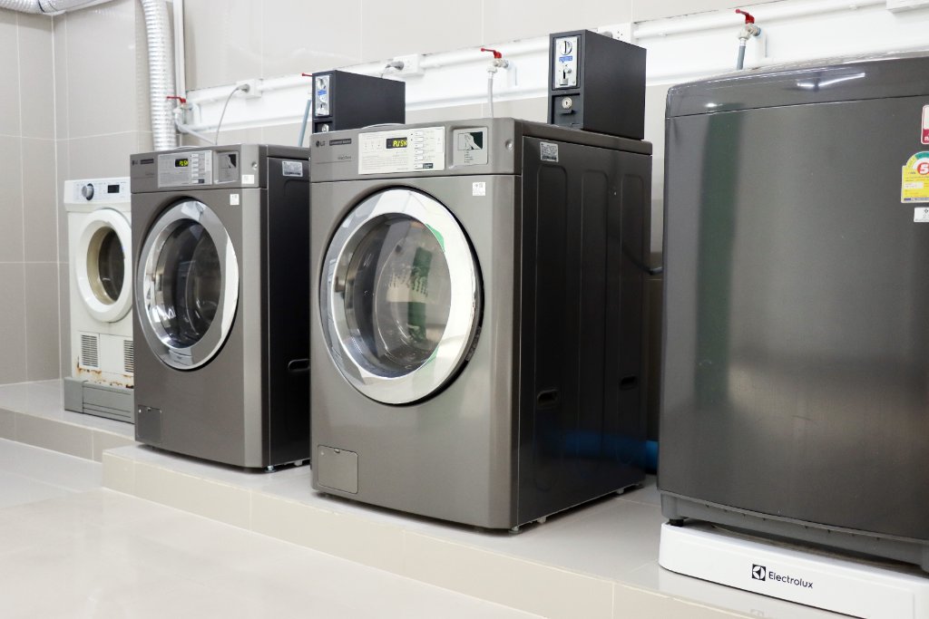 Laundry Machines Angle
