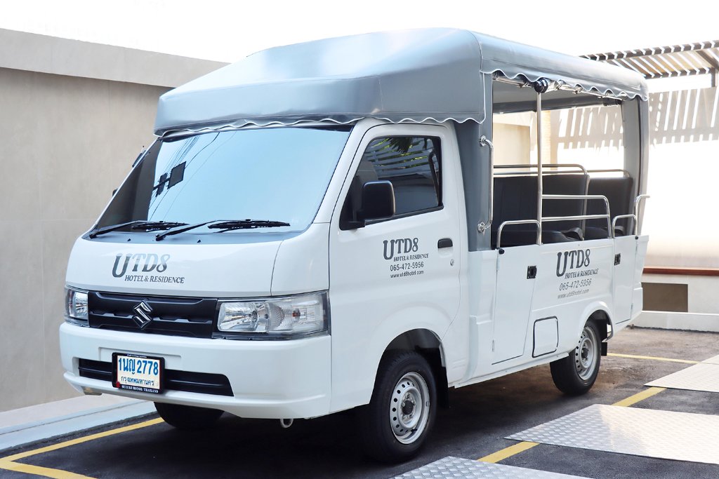 Shuttle Bus Front