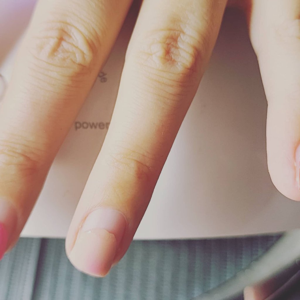 Pose d'ongles nail art - Lovadia Beauté des Ongles
