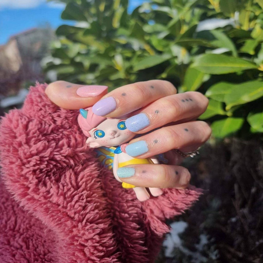 Pose d'ongles nail art - Lovadia Beauté des Ongles