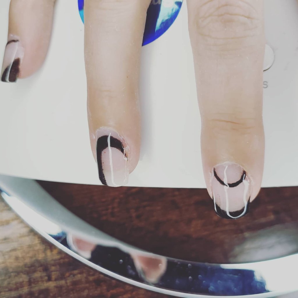 Pose d'ongles nail art - Lovadia Beauté des Ongles