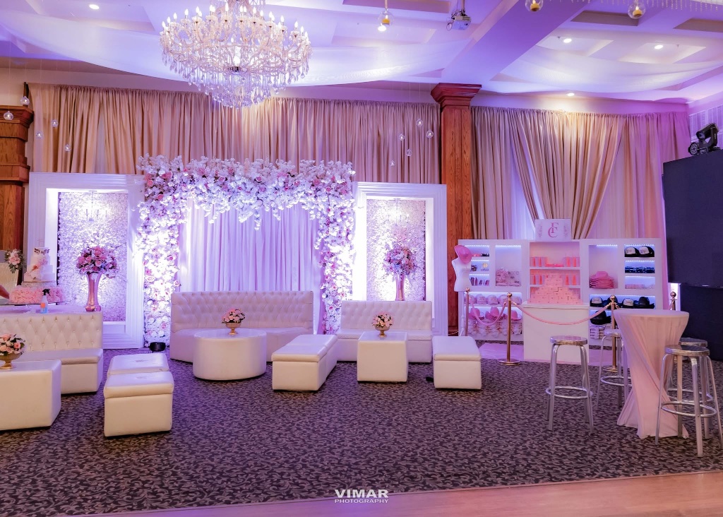 Elegant Lounge Setup