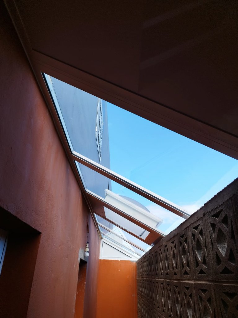Claraboya con Ventana Abatible