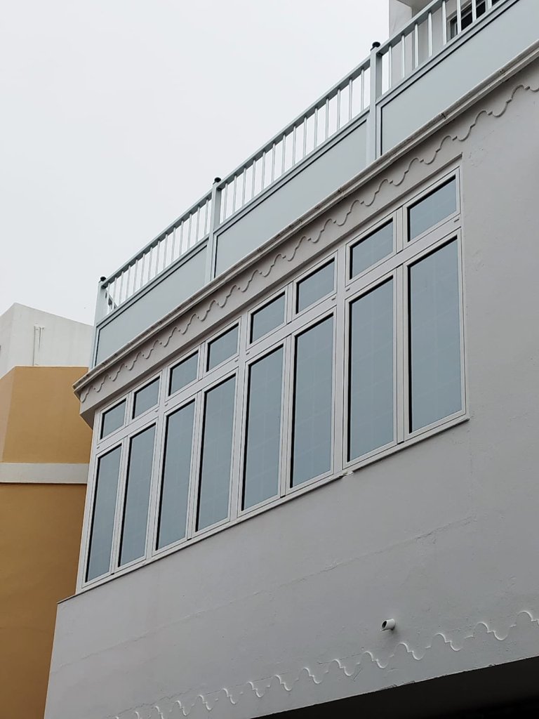 Cerramiento de Balcón – Vista Lateral