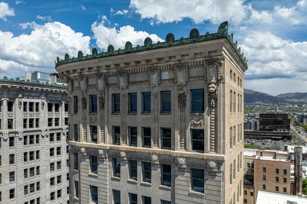 Newhouse Building Leasing