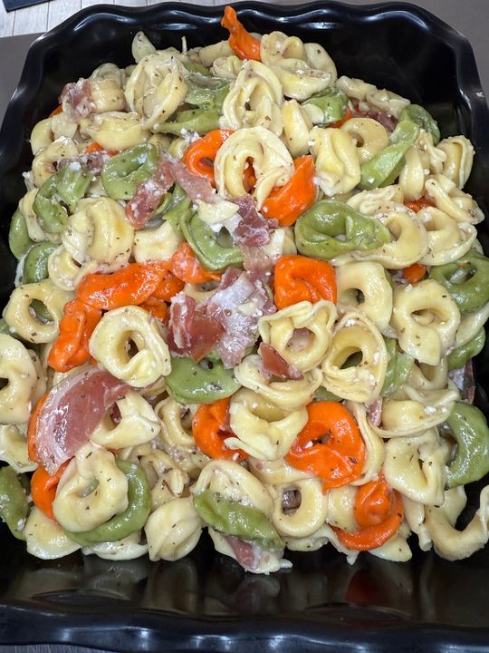 Tortellini Salad (1/2 lb)
