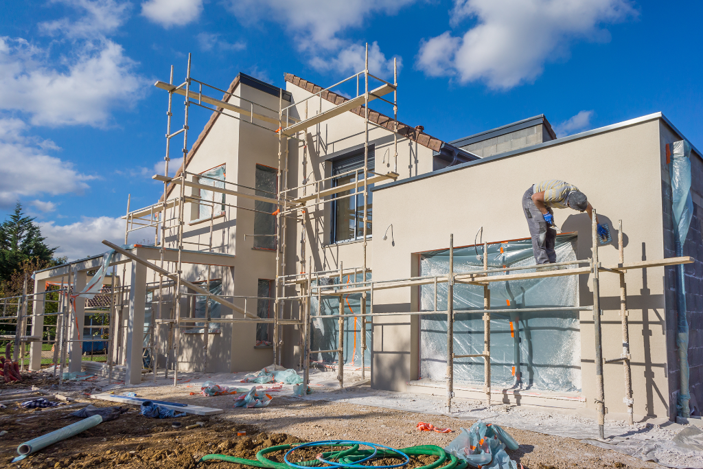 8 Tips for Hiring the Best Stucco Painting Services