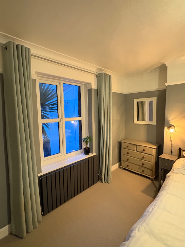 Master Bedroom (King)