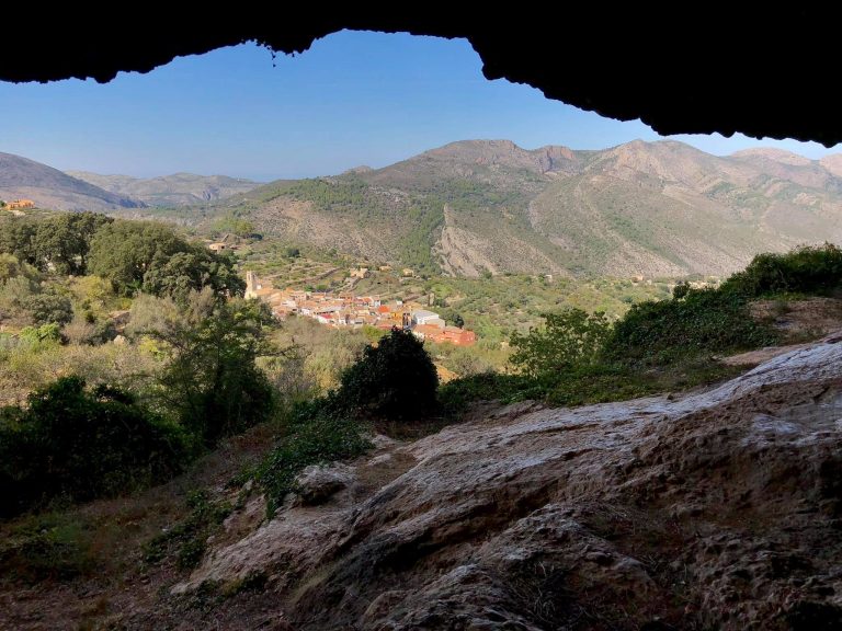 Cova del Tamborí