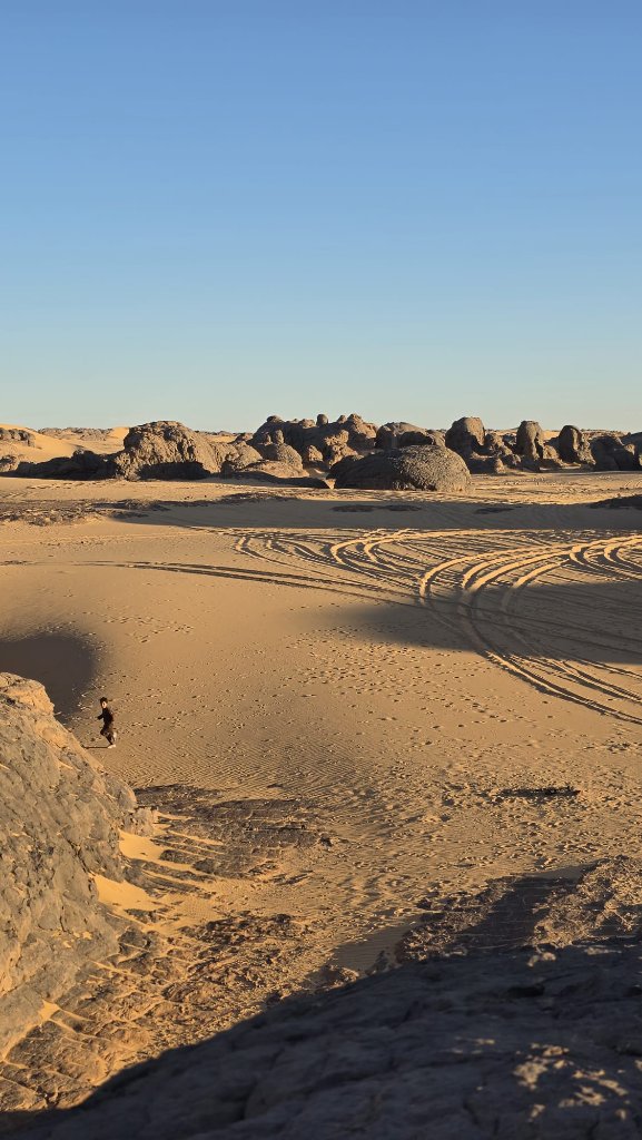 Tassili Hoggar 3 — Sahara algérien, Tinazraf