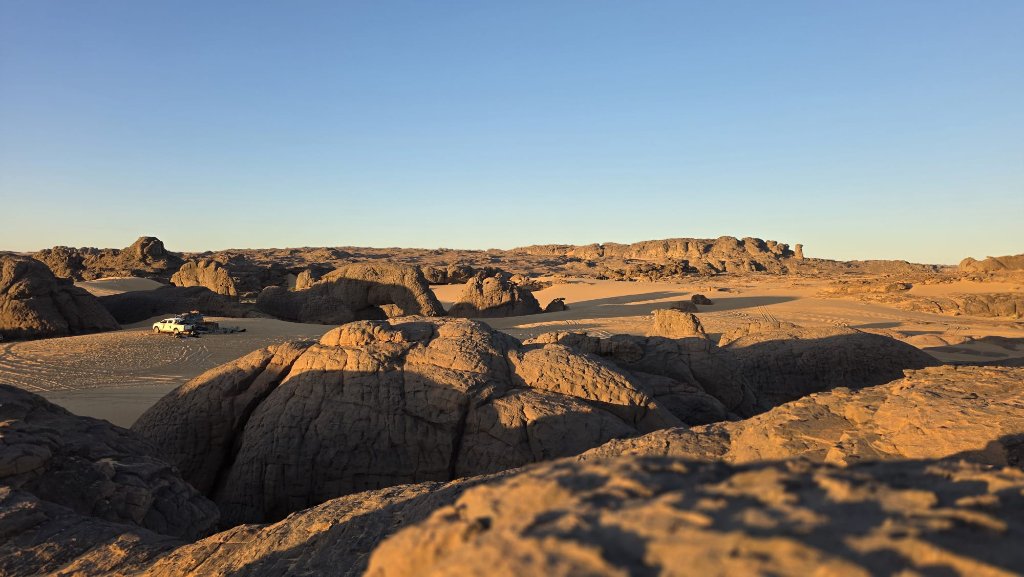Tassili Hoggar Bivouac — Sahara algérien, Tinazraf