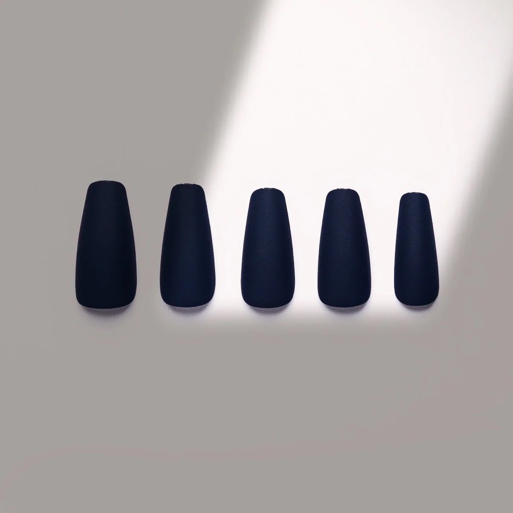 Matte black nails