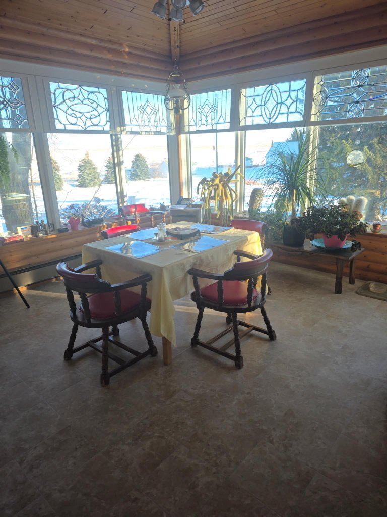 Beautiful sunroom dining area cleaned Lethbridge AB