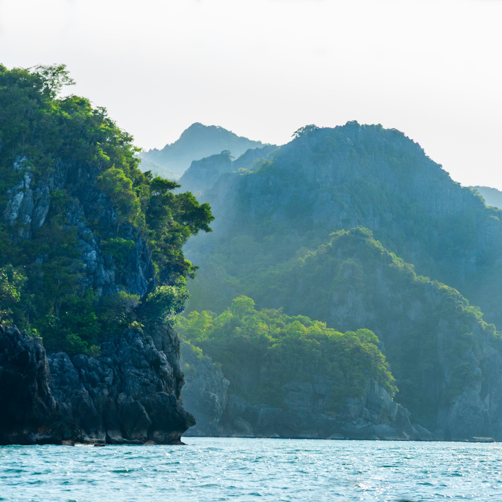 Ang Thong merepark