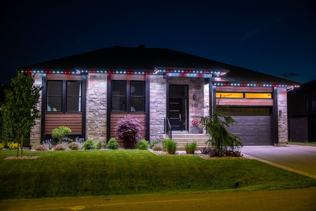 Christmas light installation on home in Gatineau Ottawa