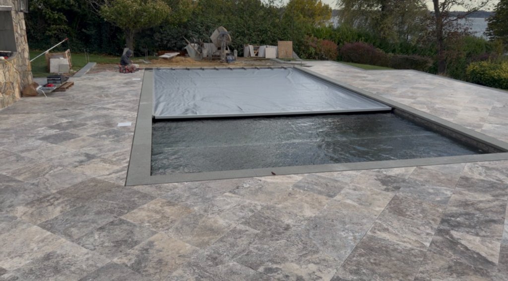 Automatic pool cover installation