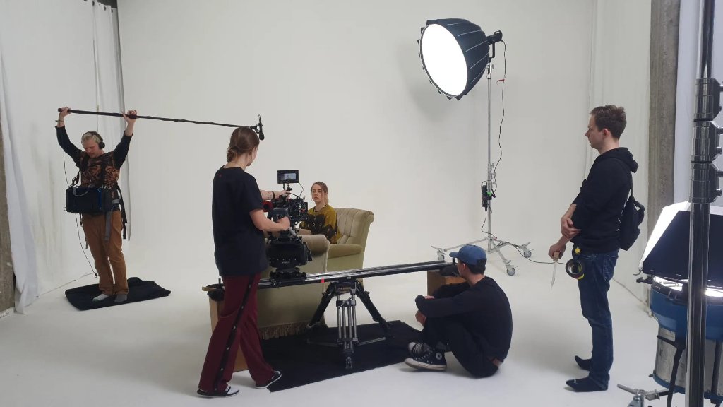 Runaways BTS 5