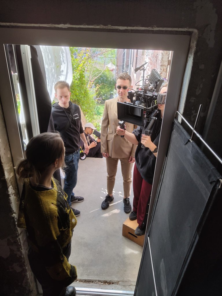 Runaways BTS 4