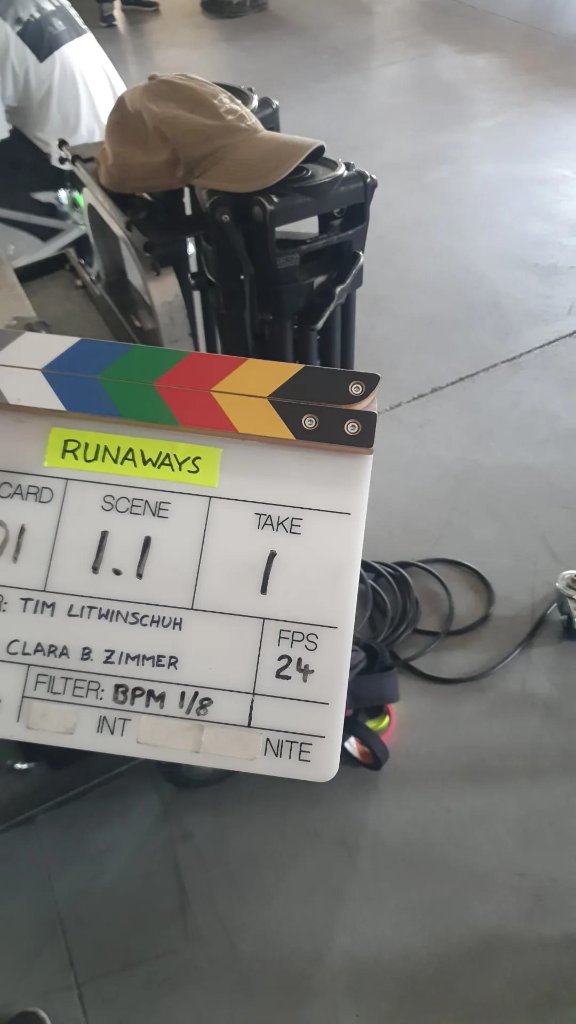 Runaways BTS 8