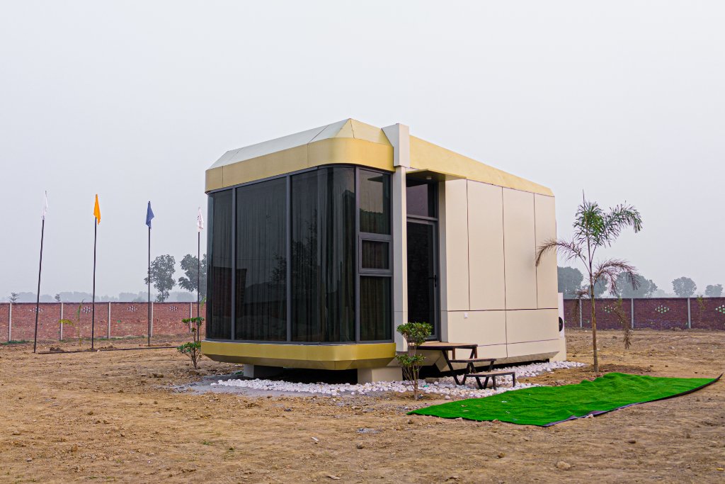 Modular pod