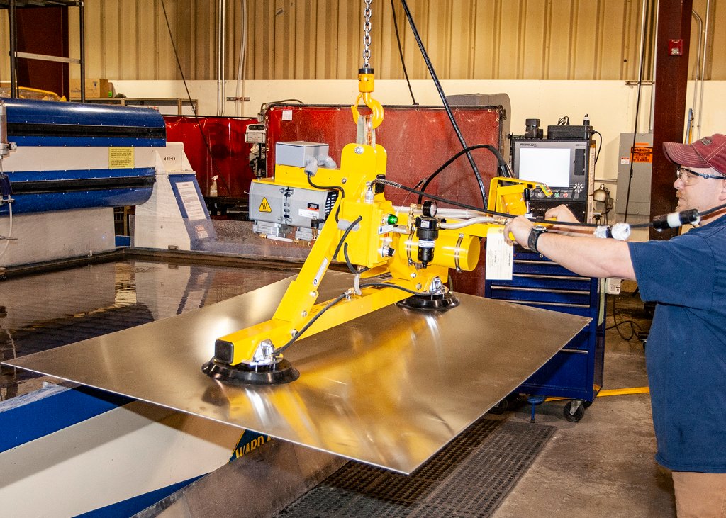 GMH - Stainless Sheet Waterjet Lift
