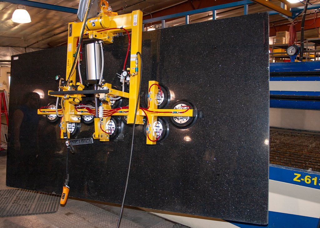 Stone Shop - Black Granite Tilt