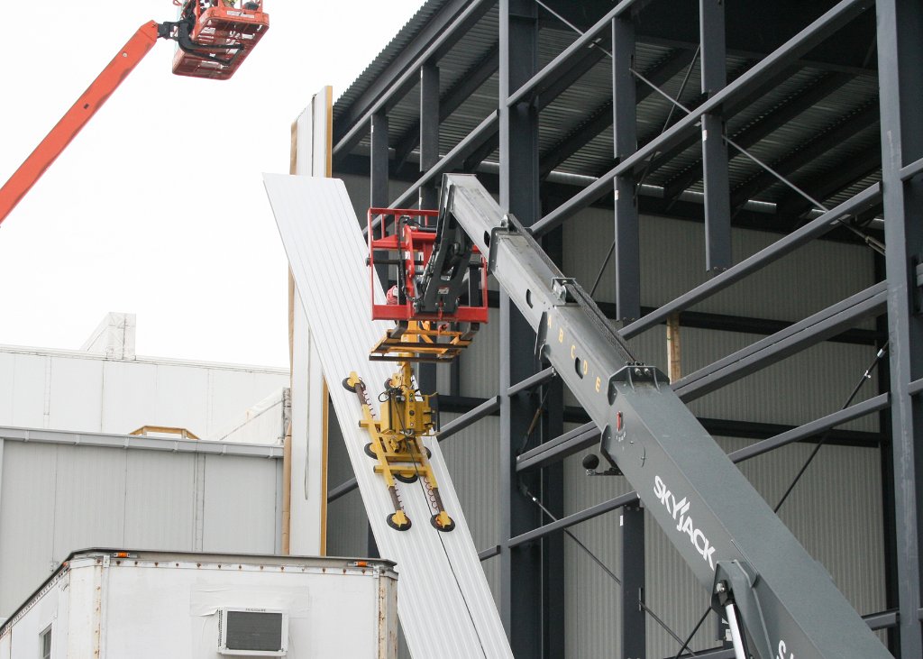 IMP - SkyJack Crane Panel Hoist