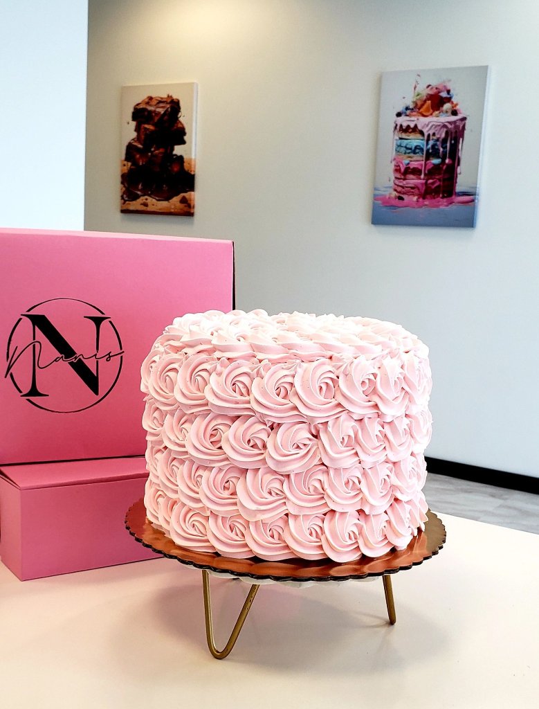 Pink rosette square cake