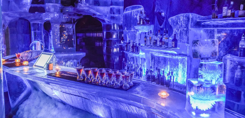 Magic Ice Lofoten - Et magisk isgalleri