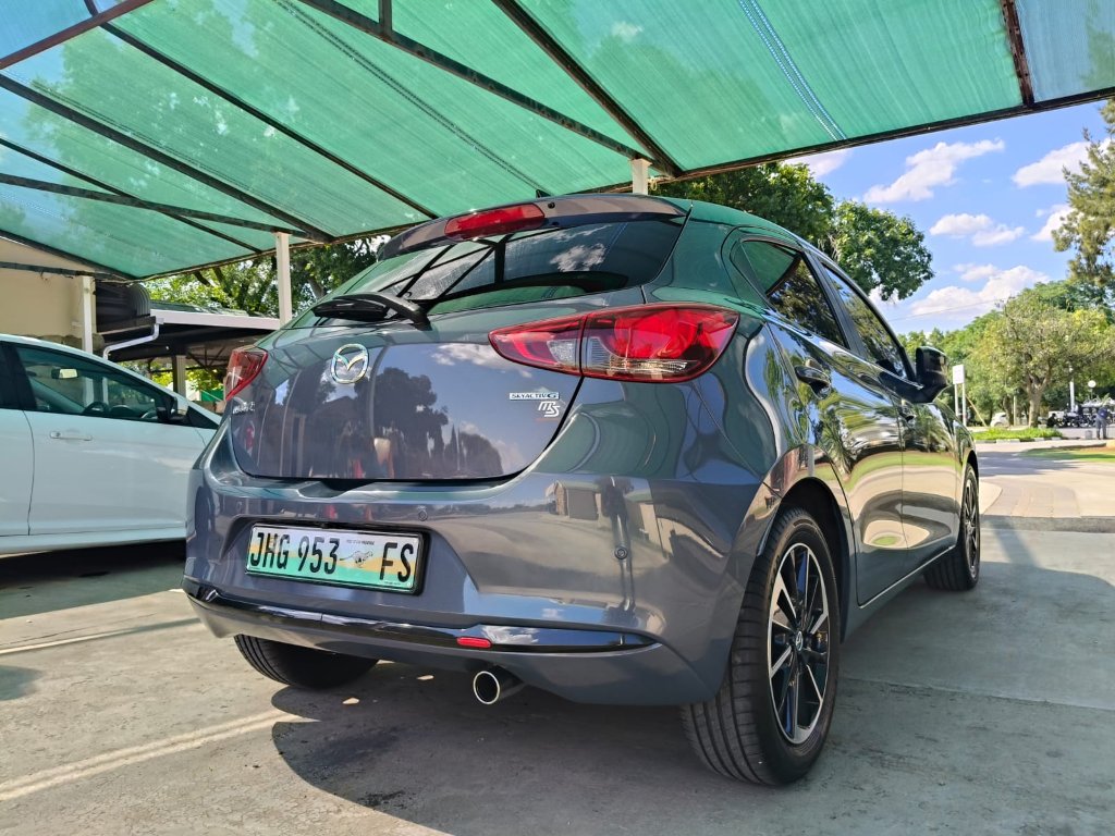 Exterior Wash – Mirror Shine
