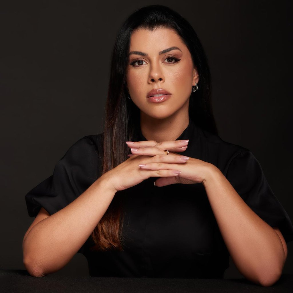 Dra. Ana Carolina Almeida