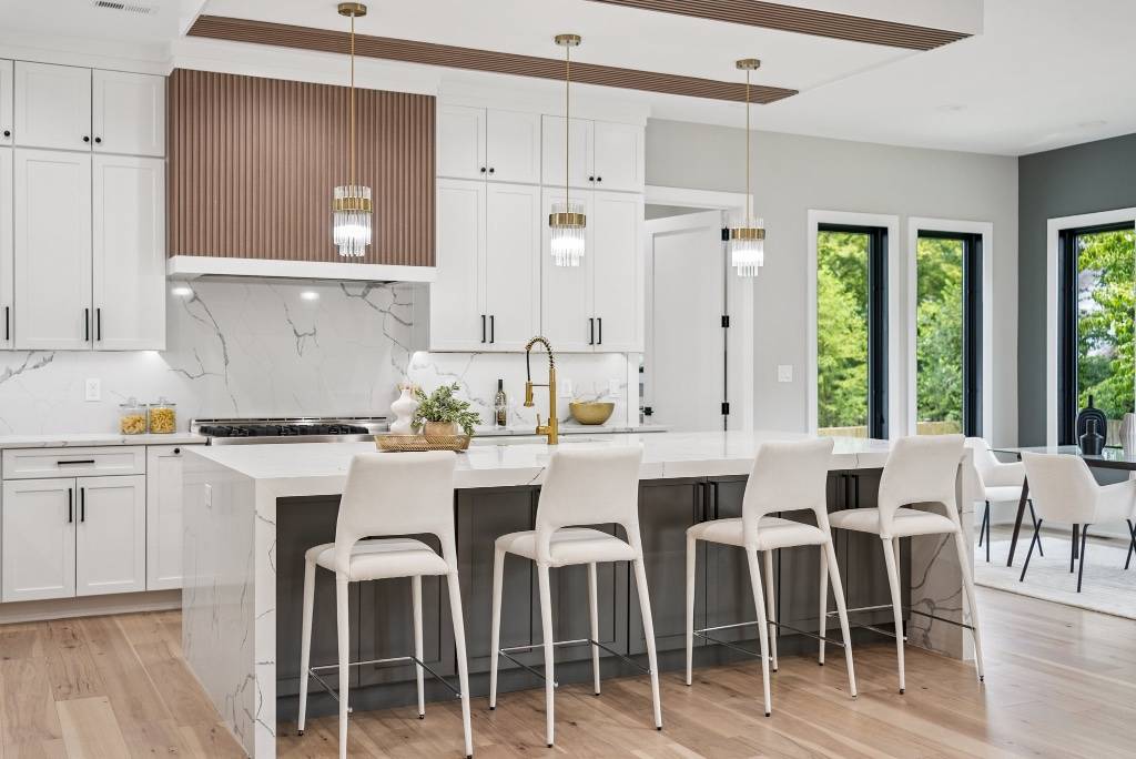 Alan Bowie — Luxury Real Estate Professional, Samson Properties McLean VA