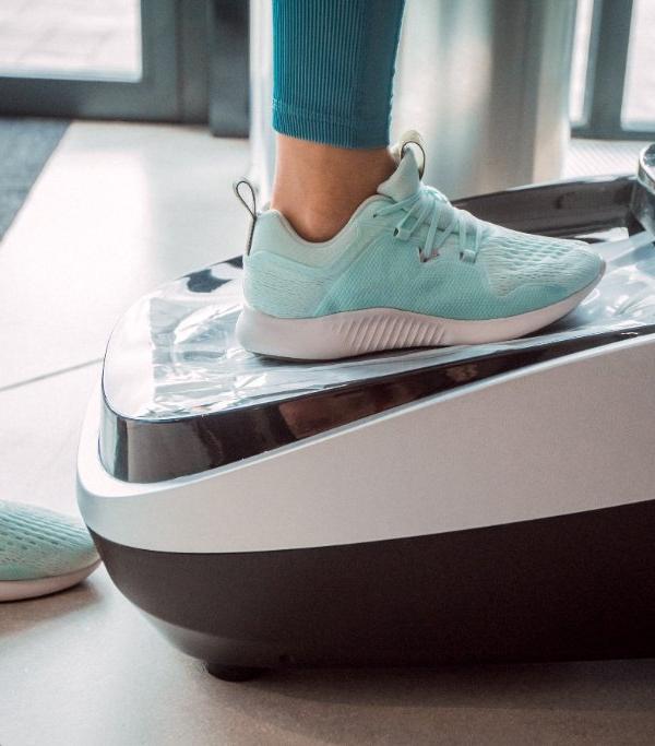 SoleMate SM-76C commercial-grade automatic shoe cover machine