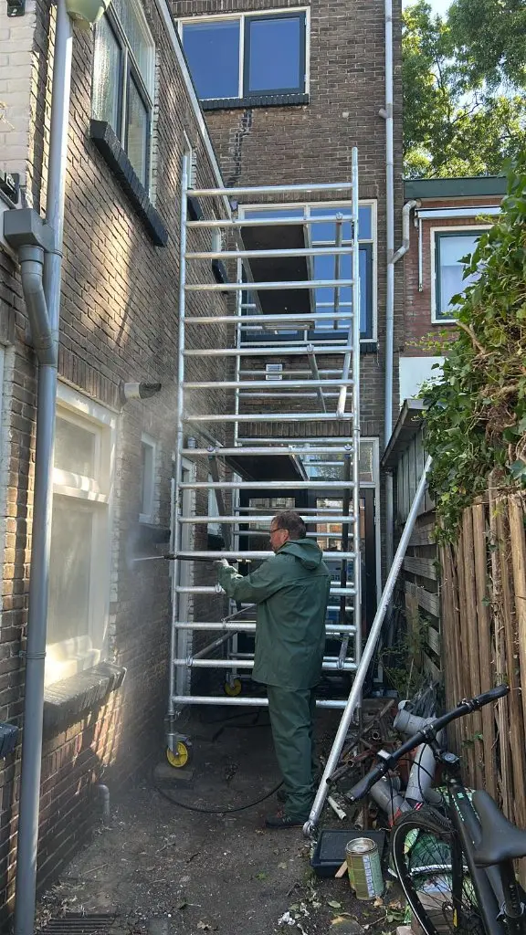 Bert van Berts Onderhoud aan het werk
